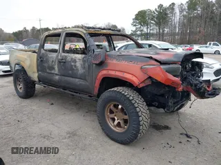 2017 Toyota Tacoma SR5 with VIN 3TMDZ5BN8HM026089, listed as a IAAI auction lot 41318274 with 1 mi miles. Bid and sale history available at carsss.com. Image 1.