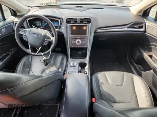 2019 Ford Fusion Titanium with VIN 3FA6P0RUXKR241536, listed as a Copart auction lot 61768335 with 208,133 mi miles and Salvage title. Bid and sale history available at DreamBid. Image 8.