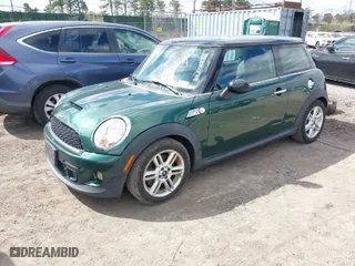 2013 MINI Cooper Hardtop S with VIN WMWSV3C58DT479336, listed as a IAAI auction lot 41995948 with 87,123 mi miles. Bid and sale history available at carsss.com. Image 2.