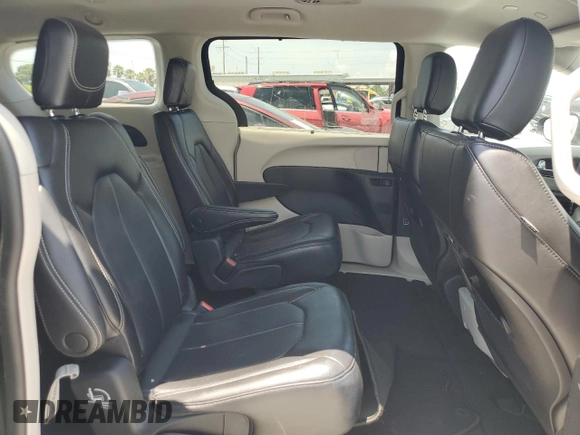 2023 Chrysler Pacifica Touring L с VIN 2C4RC1BG0PR606557, выставлен на аукционе Copart как лот 57833105 с пробегом 18 551 миль миль и Списание • Salvage title. История ставок и продаж доступна на DreamBid. Изображение 11.