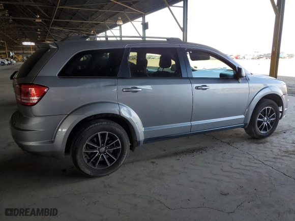 2017 Dodge Journey SE with VIN 3C4PDCAB0HT586914, listed as a Copart auction lot 88232385 with 359,234 mi miles and Clean Title. Bid and sale history available at carsss.com. Image 3.