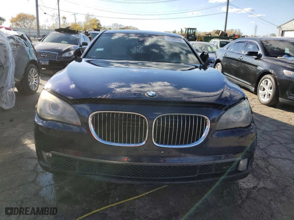 2010 BMW 7 Series 750Li xDrive with VIN WBAKC8C52AC430132, listed as a Copart auction lot 77349744 with 89,334 mi miles and Salvage Title. Bid and sale history available at carsss.com. Image 5.