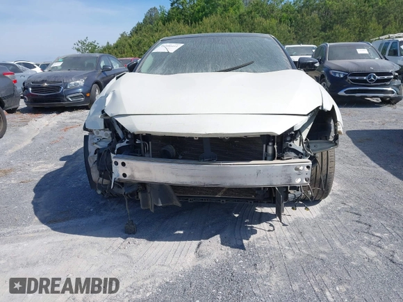 2017 Nissan Maxima Platinum with VIN 1N4AA6AP7HC382348, listed as a IAAI auction lot 41600411 with 113,611 mi miles. Bid and sale history available at carsss.com. Image 6.