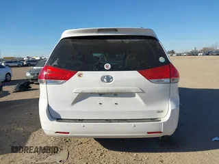 2013 Toyota Sienna XLE AAS with VIN 5TDYK3DC3DS308298, listed as a IAAI auction lot 41292280 with 165,638 mi miles and . Bid and sale history available at DreamBid. Image 16.