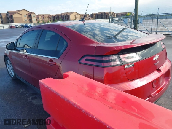 2013 Chevrolet Volt with VIN 1G1RA6E45DU143536, listed as a IAAI auction lot 42108457 with 117,142 mi miles and . Bid and sale history available at carsss.com. Image 3.