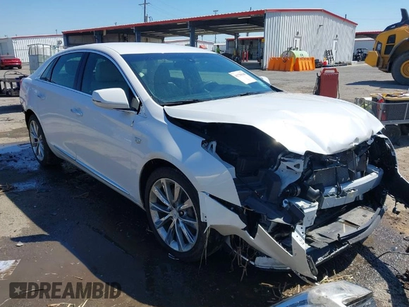 2019 Cadillac XTS with VIN 2G61L5S33K9129247, listed as a IAAI auction lot 41739568 with 39,488 mi miles. Bid and sale history available at carsss.com. Image 1.