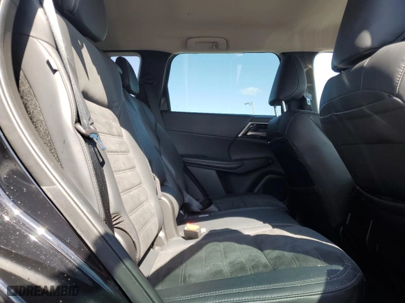 2023 Mitsubishi Outlander SE with VIN JA4J3UA84PZ012658, listed as a Copart auction lot 52045665 with 10,355 mi miles and Salvage Title. Bid and sale history available at carsss.com. Image 11.