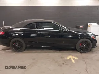 2019 Mercedes-Benz C 300 с VIN WDDWK8EB7KF779240, выставлен на аукционе IAAI как лот 42093433 с пробегом 74 967 миль миль и . История ставок и продаж доступна на DreamBid. Изображение 13.