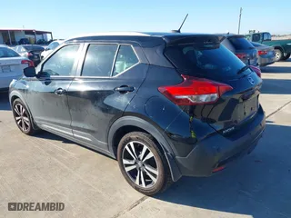 2020 Nissan Kicks SR with VIN 3N1CP5DV5LL578309, listed as a IAAI auction lot 41640455 with 90,068 mi miles. Bid and sale history available at carsss.com. Image 3.