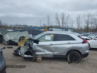 2024 Mitsubishi Eclipse Cross LE z VIN JA4ATVAA2RZ013660, wystawiony jako IAAI lot #41999234 z przebiegiem Nie podano mil oraz . Historia ofert i sprzedaży dostępna na DreamBid. Obrazek 14.