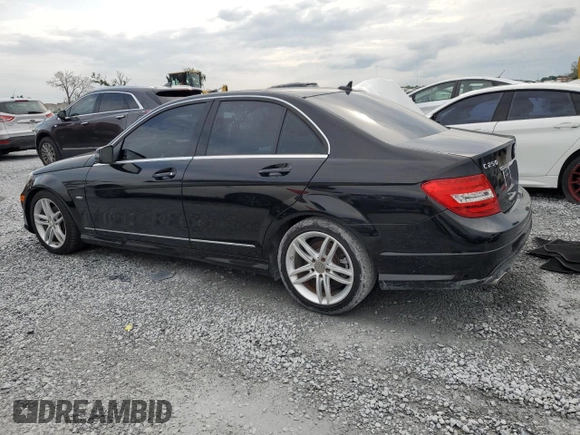 2012 Mercedes-Benz C 250 Sport z VIN WDDGF4HB5CA728489, wystawiony jako Copart lot #58992745 z przebiegiem 29 300 mil mil oraz Szkoda całkowita • Salvage title. Historia ofert i sprzedaży dostępna na DreamBid. Obrazek 2.