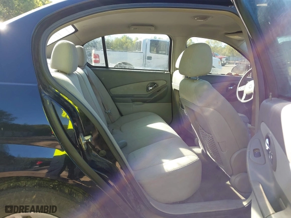 2005 Chevrolet Malibu with VIN 1G1ZS52F95F259566, listed as a IAAI auction lot 40312684 with 249,499 mi miles. Bid and sale history available at carsss.com. Image 8.