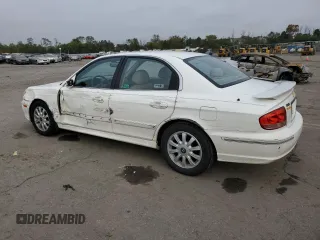 2005 Hyundai Sonata GLS with VIN KMHWF35H75A141198, listed as a Copart auction lot 69321004 with 90,302 mi miles and Salvage Title. Bid and sale history available at carsss.com. Image 2.