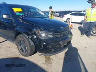 2020 Dodge Journey SE Value with VIN 3C4PDCAB7LT277627, listed as a IAAI auction lot 41729887 with 67,220 mi miles and . Bid and sale history available at carsss.com. Image 6.