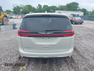 2021 Chrysler Pacifica Touring L z VIN 2C4RC1BG8MR590961, wystawiony jako IAAI lot #42158273 z przebiegiem 96 277 mil mil oraz . Historia ofert i sprzedaży dostępna na DreamBid. Obrazek 16.