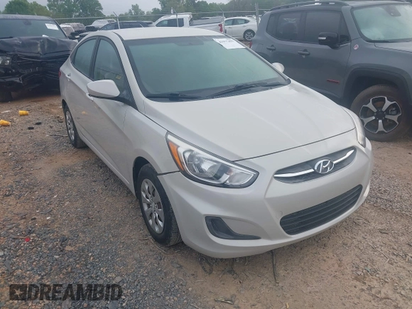 2016 Hyundai Accent SE z VIN KMHCT4AE9GU164447, wystawiony jako IAAI lot #41977455 z przebiegiem 43 346 mil mil oraz . Historia ofert i sprzedaży dostępna na DreamBid. Obrazek 1.
