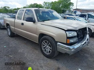 2004 Chevrolet Silverado 1500 LS with VIN 2GCEC19T141134218, listed as a IAAI auction lot 42074604 with 229,100 mi miles and . Bid and sale history available at DreamBid. Image 1.