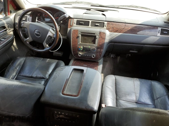 2008 GMC Yukon Denali с VIN 1GKFK63878J250757, выставлен на аукционе Copart как лот 54700295 с пробегом 220 383 миль миль и Списание • Salvage title. История ставок и продаж доступна на DreamBid. Изображение 8.