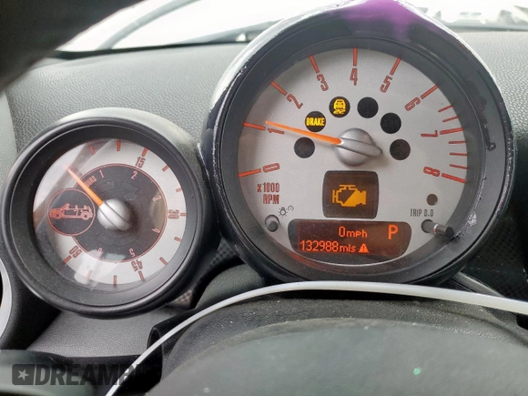 2013 MINI Convertible S с VIN WMWZP3C57DT705259, выставлен на аукционе Copart как лот 59954795 с пробегом 132 988 миль миль и Списание • Salvage title. История ставок и продаж доступна на DreamBid. Изображение 9.