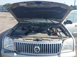 2002 Mercury Mountaineer with VIN 4M2DU66E92UJ19456, listed as a IAAI auction lot 42268628 with 112,812 mi miles and . Bid and sale history available at DreamBid. Image 10.