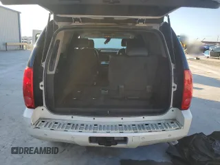 2009 GMC Yukon SLT w/4SB with VIN 1GKFK33099R167410, listed as a Copart auction lot 43352255 with 326,972 mi miles and Salvage Title. Bid and sale history available at carsss.com. Image 6.