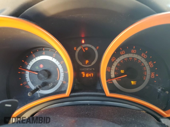 2015 Scion tC z VIN JTKJF5C79FJ006996, wystawiony jako Copart lot #53114425 z przebiegiem 91 647 mil mil oraz Szkoda całkowita • Salvage title. Historia ofert i sprzedaży dostępna na DreamBid. Obrazek 9.