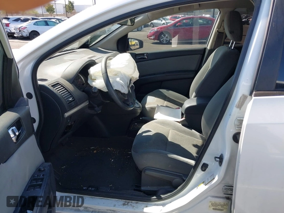 2011 Nissan Sentra SL with VIN 3N1AB6AP0BL690631, listed as a IAAI auction lot 41989925 with 216,300 mi miles and . Bid and sale history available at DreamBid. Image 5.