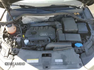 2018 Audi Q3 Premium z VIN WA1BCCFS1JR018251, wystawiony jako Copart lot #53403755 z przebiegiem 96 134 mil mil oraz Szkoda całkowita • Salvage title. Historia ofert i sprzedaży dostępna na DreamBid. Obrazek 14.