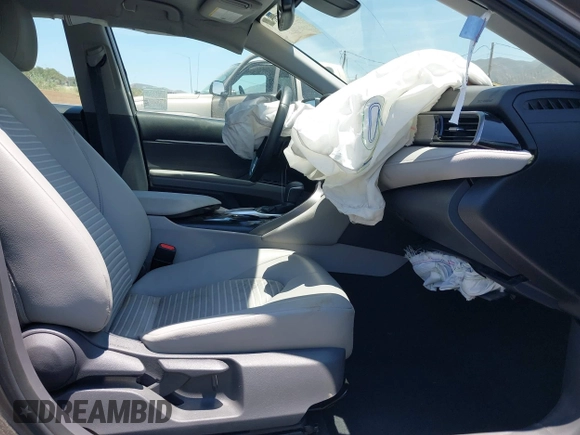 2019 Toyota Camry LE z VIN 4T1B11HK5KU833141, wystawiony jako IAAI lot #42489827 z przebiegiem 24 258 mil mil oraz . Historia ofert i sprzedaży dostępna na DreamBid. Obrazek 5.