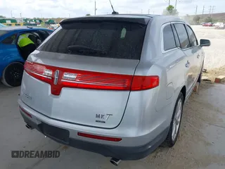 2010 Lincoln MKT EcoBoost with VIN 2LMHJ5AT0ABJ22556, listed as a IAAI auction lot 42189740 with 136,906 mi miles and . Bid and sale history available at DreamBid. Image 4.