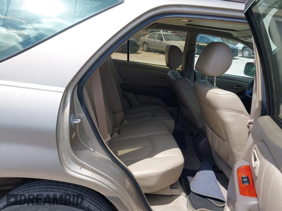 1999 Lexus RX 300 with VIN JT6GF10UXX0033370, listed as a IAAI auction lot 42115674 with 149,879 mi miles and . Bid and sale history available at DreamBid. Image 8.