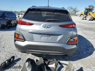 2020 Hyundai Kona SEL with VIN KM8K22AA5LU596429, listed as a Copart auction lot 45800385 with 16,064 mi miles and Salvage Title. Bid and sale history available at carsss.com. Image 6.