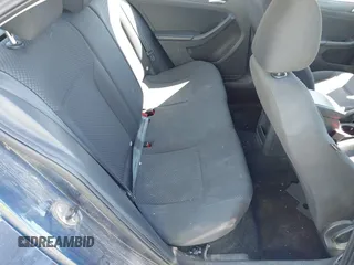2014 Volkswagen Jetta S z VIN 3VW2K7AJ4EM256582, wystawiony jako IAAI lot #42115329 z przebiegiem 154 096 mil mil oraz . Historia ofert i sprzedaży dostępna na DreamBid. Obrazek 8.