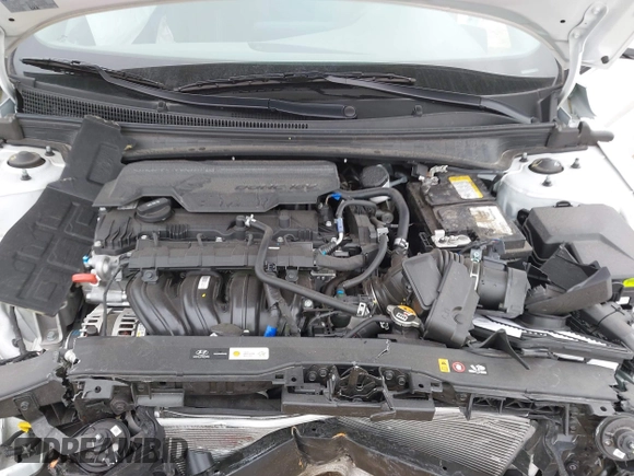 2024 Hyundai Elantra SE with VIN KMHLL4DG2RU786744, listed as a IAAI auction lot 41510735 with 8,221 mi miles and . Bid and sale history available at DreamBid. Image 10.