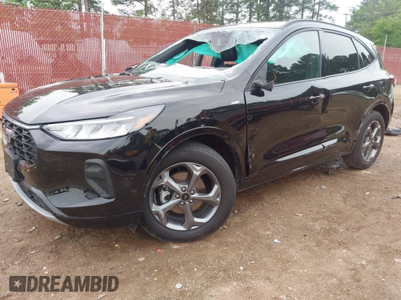 2024 Ford Escape ST-Line with VIN 1FMCU0MZ3RUA57188, listed as a IAAI auction lot 41952211 with 13,024 mi miles and . Bid and sale history available at DreamBid. Image 18.