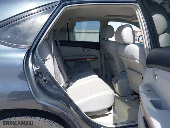 2004 Lexus RX 330 with VIN JTJGA31U340028764, listed as a IAAI auction lot 41829648 with 147,613 mi miles. Bid and sale history available at carsss.com. Image 8.