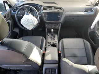 2019 Volkswagen Tiguan SE with VIN 3VV2B7AXXKM087236, listed as a Copart auction lot 82528214 with 0 mi miles and Salvage Title. Bid and sale history available at carsss.com. Image 8.