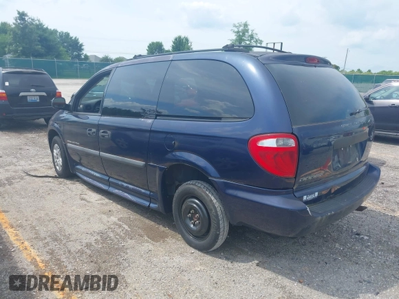 2006 Dodge Grand Caravan SE with VIN 1D4GP24R46B616721, listed as a IAAI auction lot 42543304 with 180,001 mi miles and . Bid and sale history available at DreamBid. Image 3.