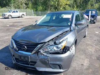 2017 Nissan Altima SV with VIN 1N4AL3AP5HC254232, listed as a IAAI auction lot 40189629 with 46,239 mi miles and . Bid and sale history available at carsss.com. Image 6.
