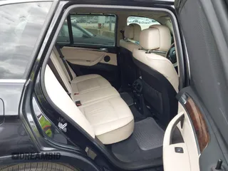 2013 BMW X5 xDrive35i z VIN 5UXZV4C58D0B21258, wystawiony jako IAAI lot #42189297 z przebiegiem 119 131 mil mil oraz . Historia ofert i sprzedaży dostępna na DreamBid. Obrazek 8.