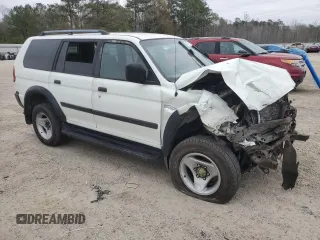 2001 Mitsubishi Montero Sport ES with VIN JA4LS21H61P045731, listed as a Copart auction lot 41823735 with 0 mi miles and Salvage Title. Bid and sale history available at carsss.com. Image 4.