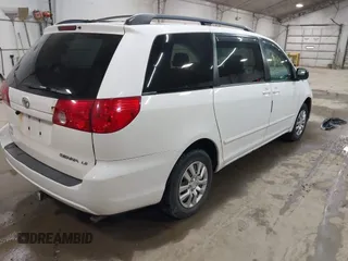 2008 Toyota Sienna with VIN 5TDZK23C98S198105, listed as a IAAI auction lot 41900816 with 165,607 mi miles and . Bid and sale history available at DreamBid. Image 4.