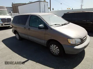 1999 Toyota Sienna CE with VIN 4T3ZF19C6XU147017, listed as a Copart auction lot 81604574 with 153,181 mi miles and Clean Title. Bid and sale history available at carsss.com. Image 4.
