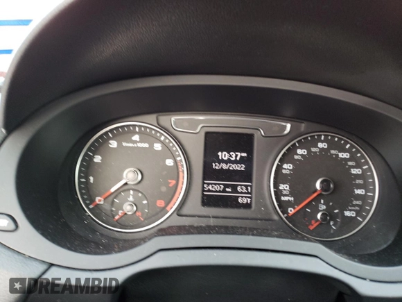 2018 Audi Q3 Premium with VIN WA1ECCFS0JR019646, listed as a Copart auction lot 70458152 with 54,207 mi miles. Bid and sale history available at carsss.com. Image 9.