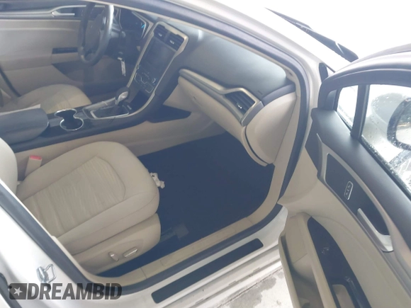 2016 Ford Fusion SE with VIN 1FA6P0HD3G5133027, listed as a IAAI auction lot 41843634 with 112,896 mi miles. Bid and sale history available at carsss.com. Image 5.