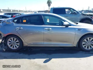 2018 Kia Optima EX with VIN 5XXGU4L37JG227461, listed as a IAAI auction lot 41871797 with 134,760 mi miles. Bid and sale history available at carsss.com. Image 13.