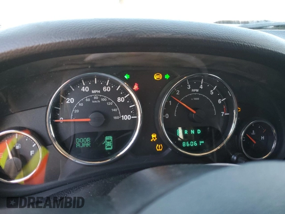 2016 Jeep Wrangler Willys Wheeler с VIN 1C4AJWAG3GL276052, выставлен на аукционе Copart как лот 45865365 с пробегом 86 061 миль миль и Списание • Salvage title. История ставок и продаж доступна на DreamBid. Изображение 9.