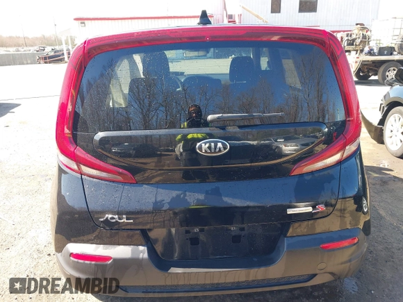 2021 Kia Soul S with VIN KNDJ23AU8M7792932, listed as a IAAI auction lot 41885085 with 68,891 mi miles and . Bid and sale history available at DreamBid. Image 16.