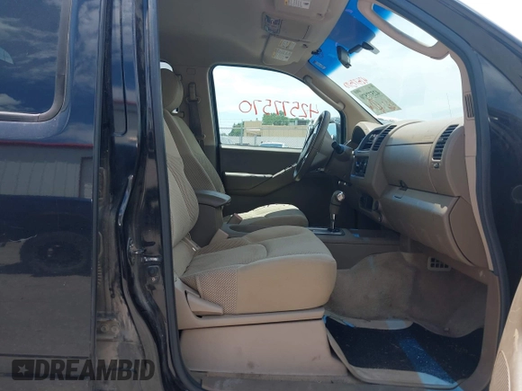 2005 Nissan Frontier LE z VIN 1N6AD07W85C418182, wystawiony jako IAAI lot #42577570 z przebiegiem 204 780 mil mil oraz . Historia ofert i sprzedaży dostępna na DreamBid. Obrazek 5.