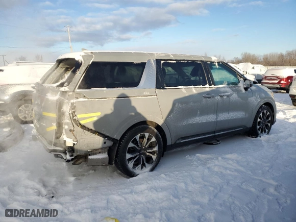 2023 Kia Carnival EX with VIN KNDNC5H3XP6295088, listed as a Copart auction lot 45626005 with 35,770 mi miles and Salvage Title. Bid and sale history available at carsss.com. Image 3.